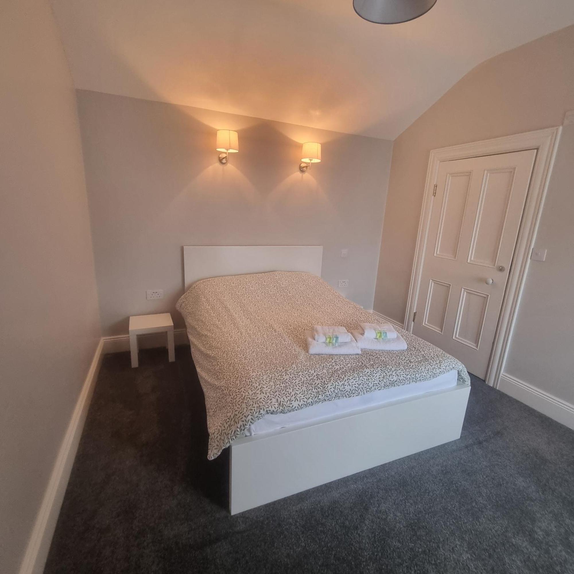 The Monkey Puzzle Hotel Bunclody Bagian luar foto